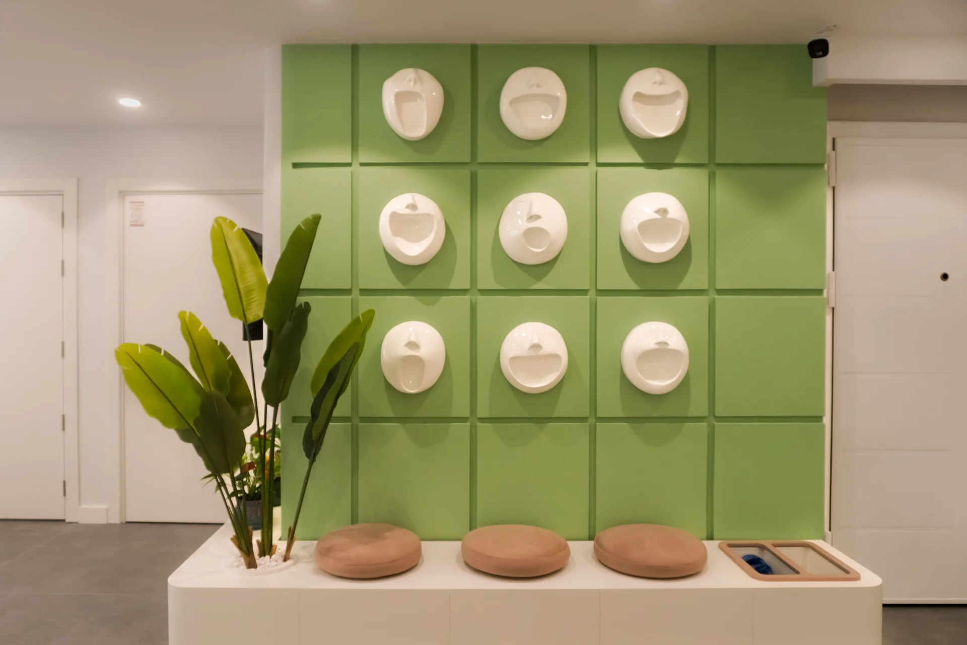 Hasta bekleme salonu - rahat koltuklar